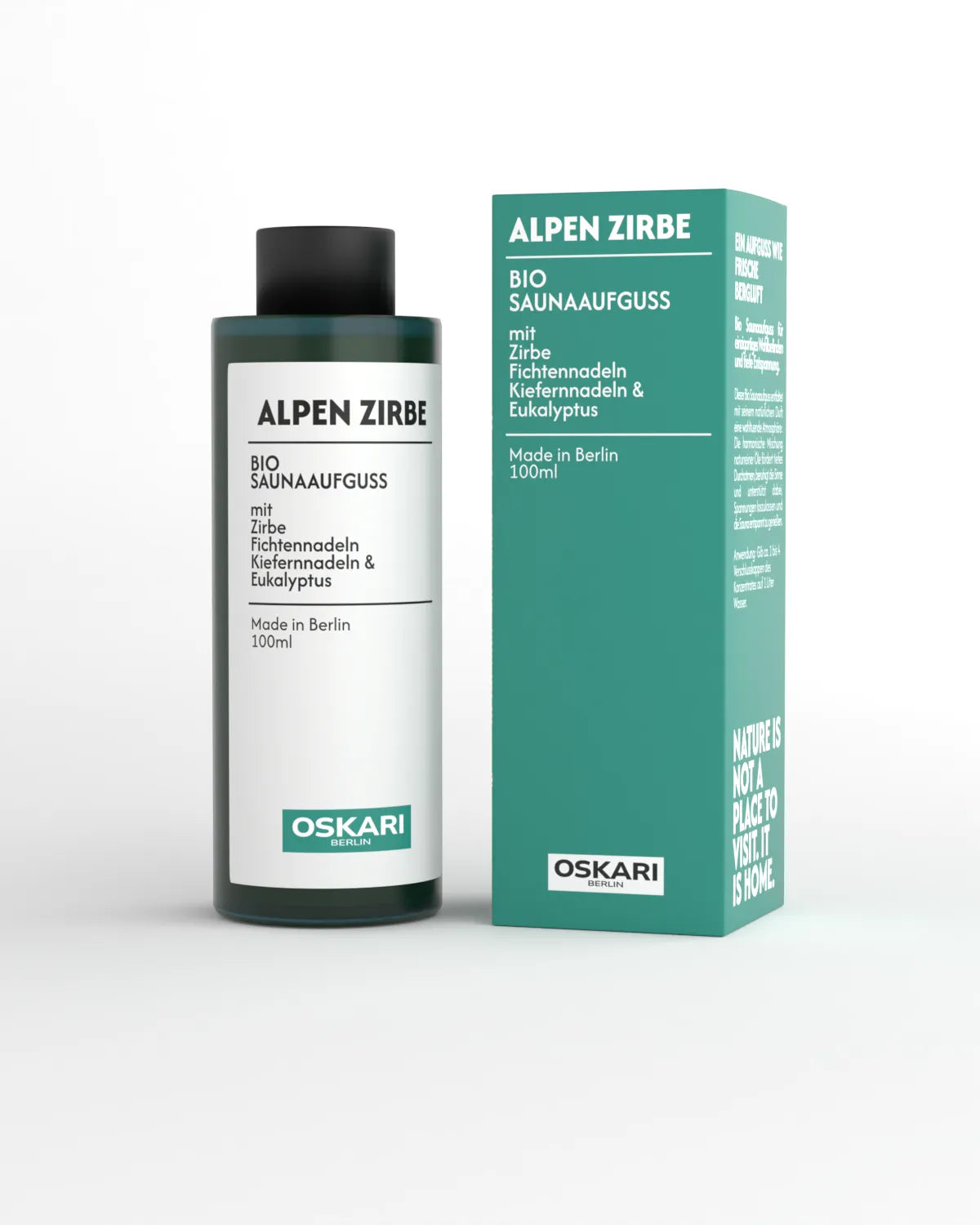 Bio Saunaaufguss Alpen Zirbe von Oskari in mattgrüner Flasche und neben der tiefgrünen Schachtel
