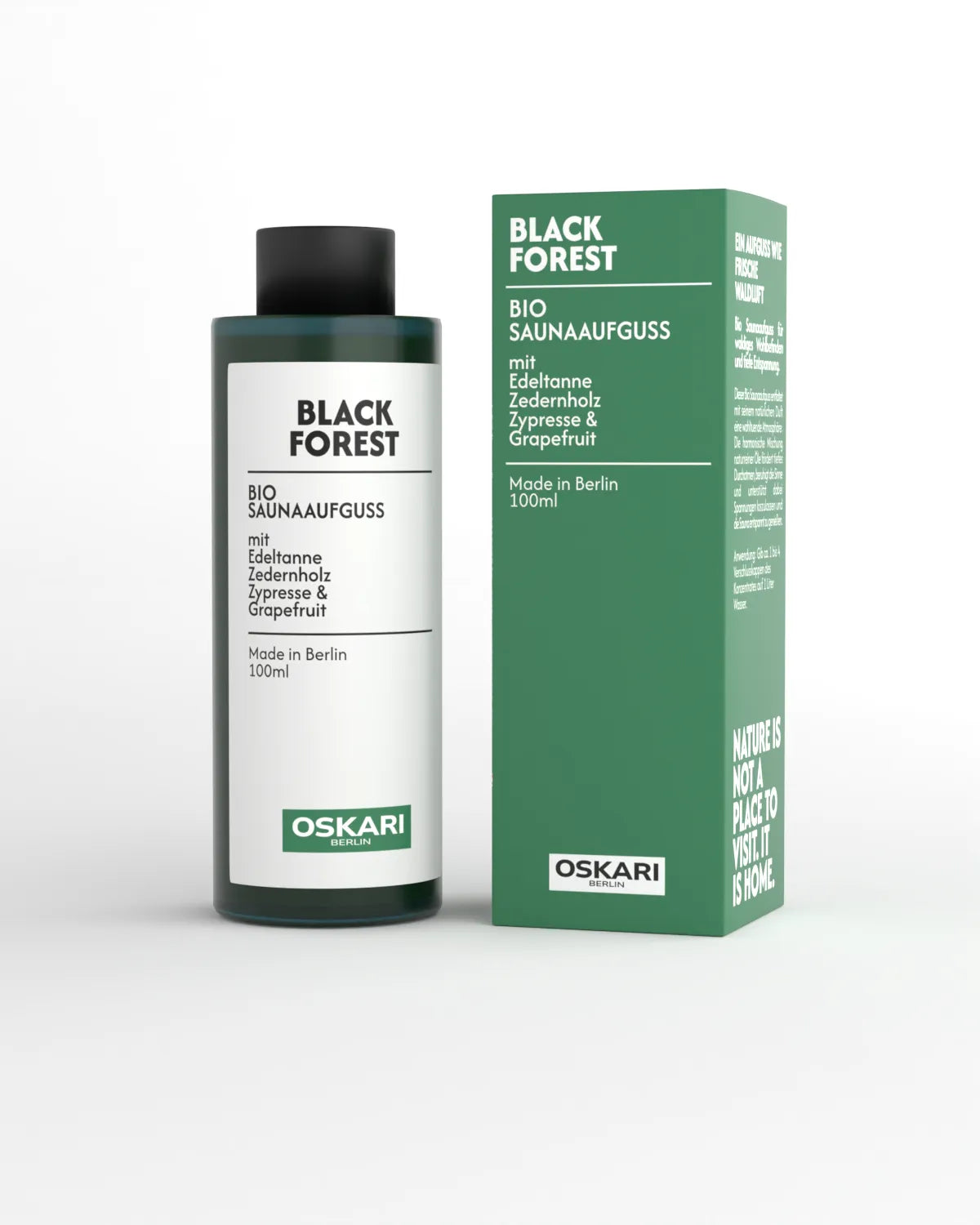 Bio Saunaaufguss Black Forest von Oskari neben der tiefgrünen Schachtel vor hellem Hintergrund.