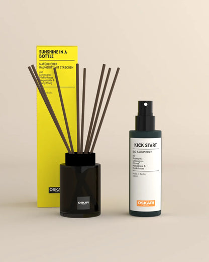 Das Sunny Morning Vibe Bundle von Oskari mit Sunshine in a Bottle und Bio Raumspray Kick Start